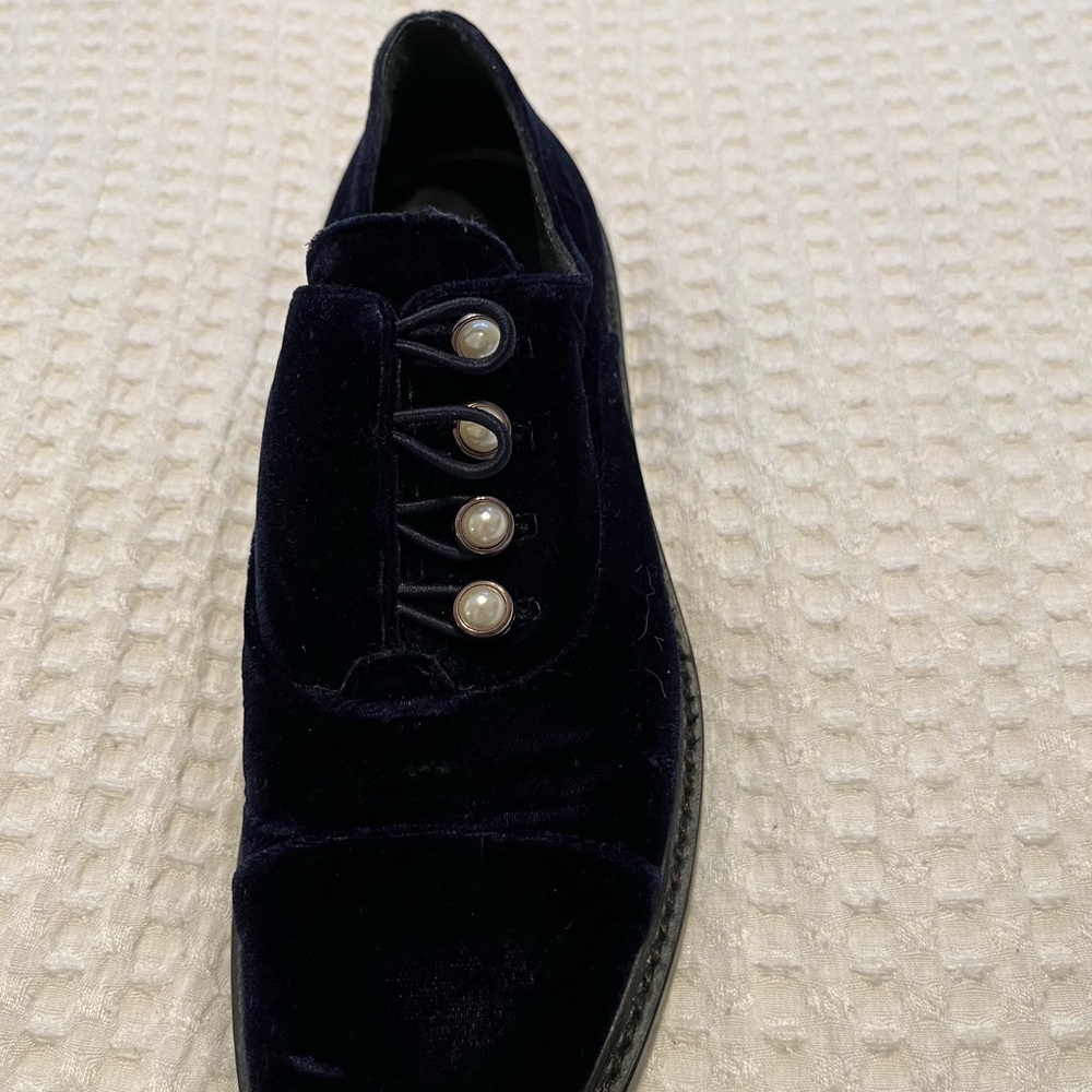 Stuart Weitzman Oxfords